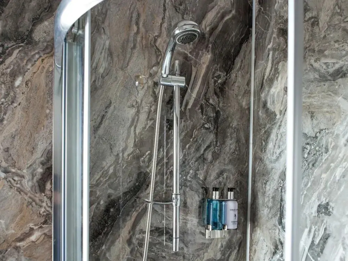 Oaklands Guest House