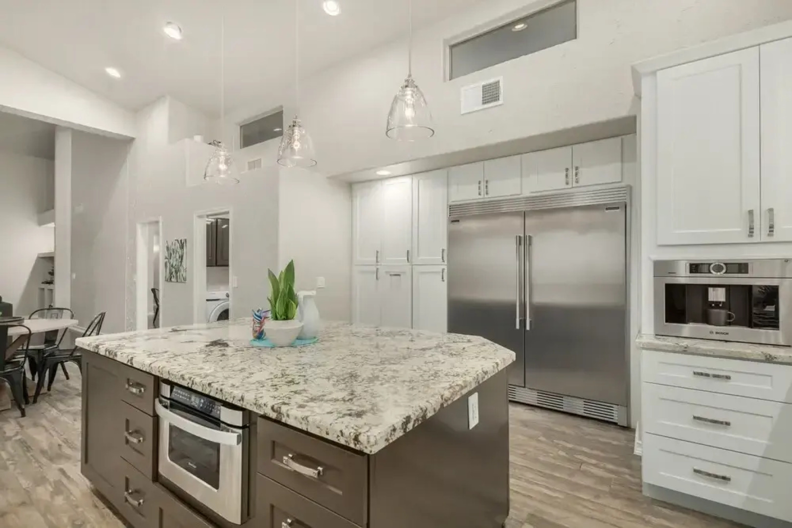 Citrus Cove Mesa 4 Bedroom Home by RedAwning