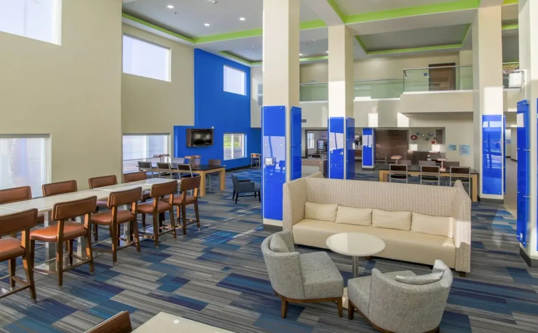 Holiday Inn Express & Suites Raymondville by IHG