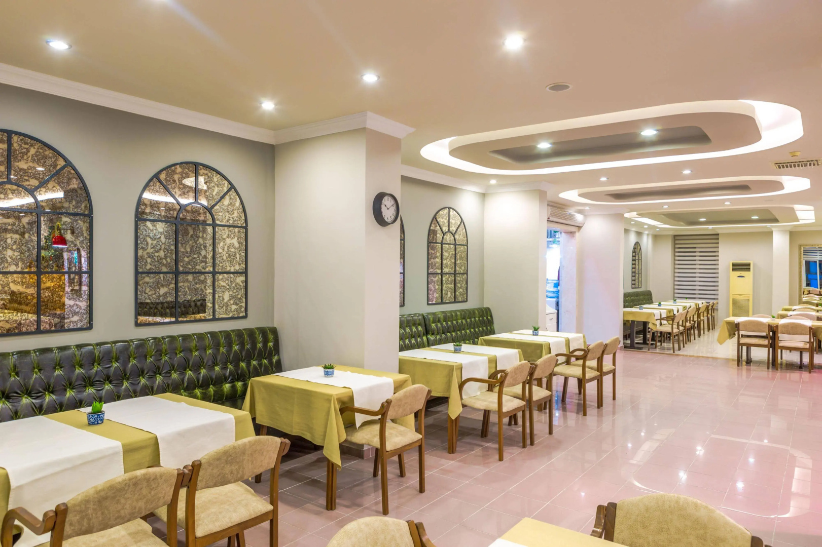 Villa Sunflower Hotel