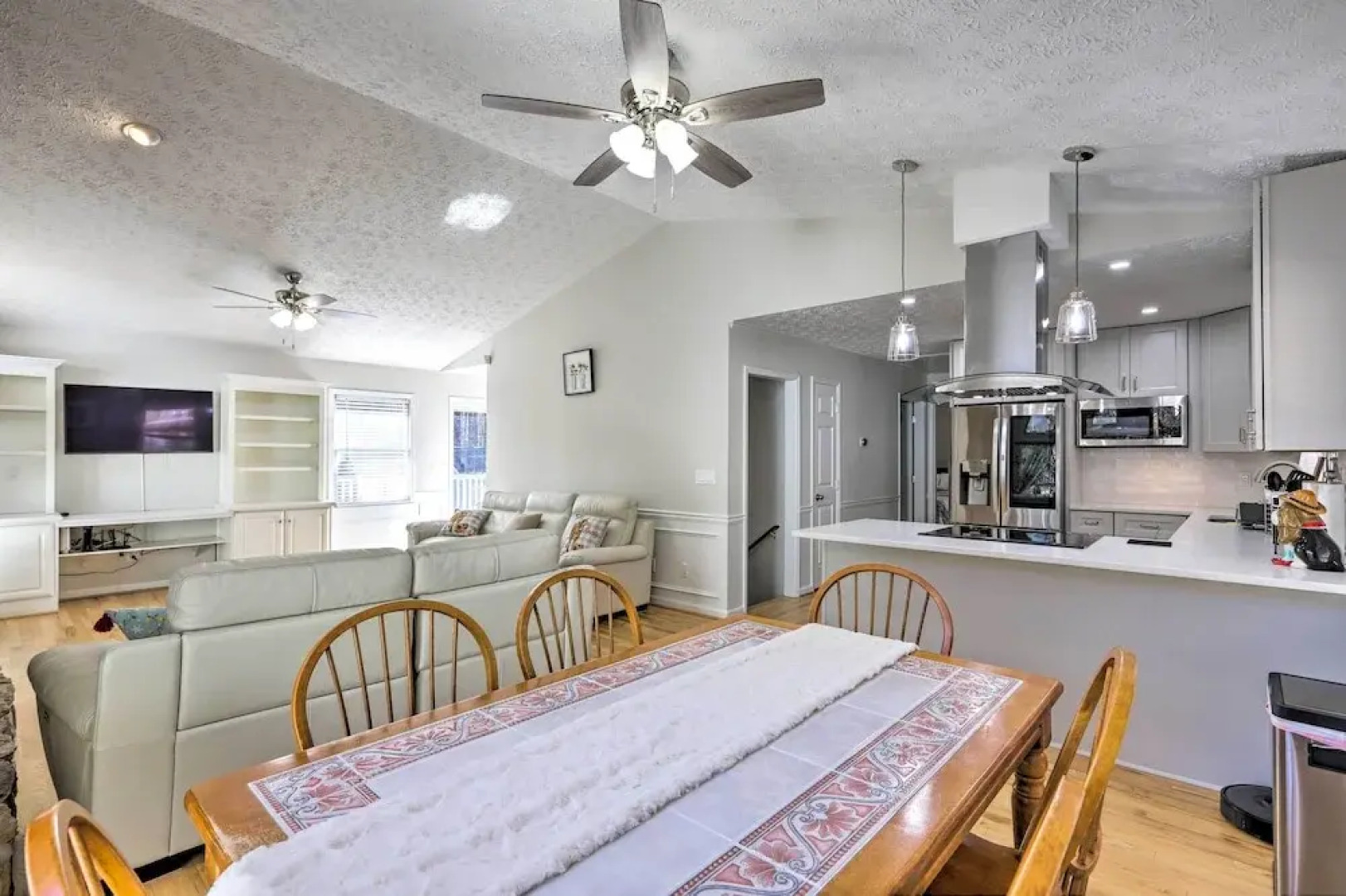 Immaculate Suwanee House w/ Pool & Game Room!