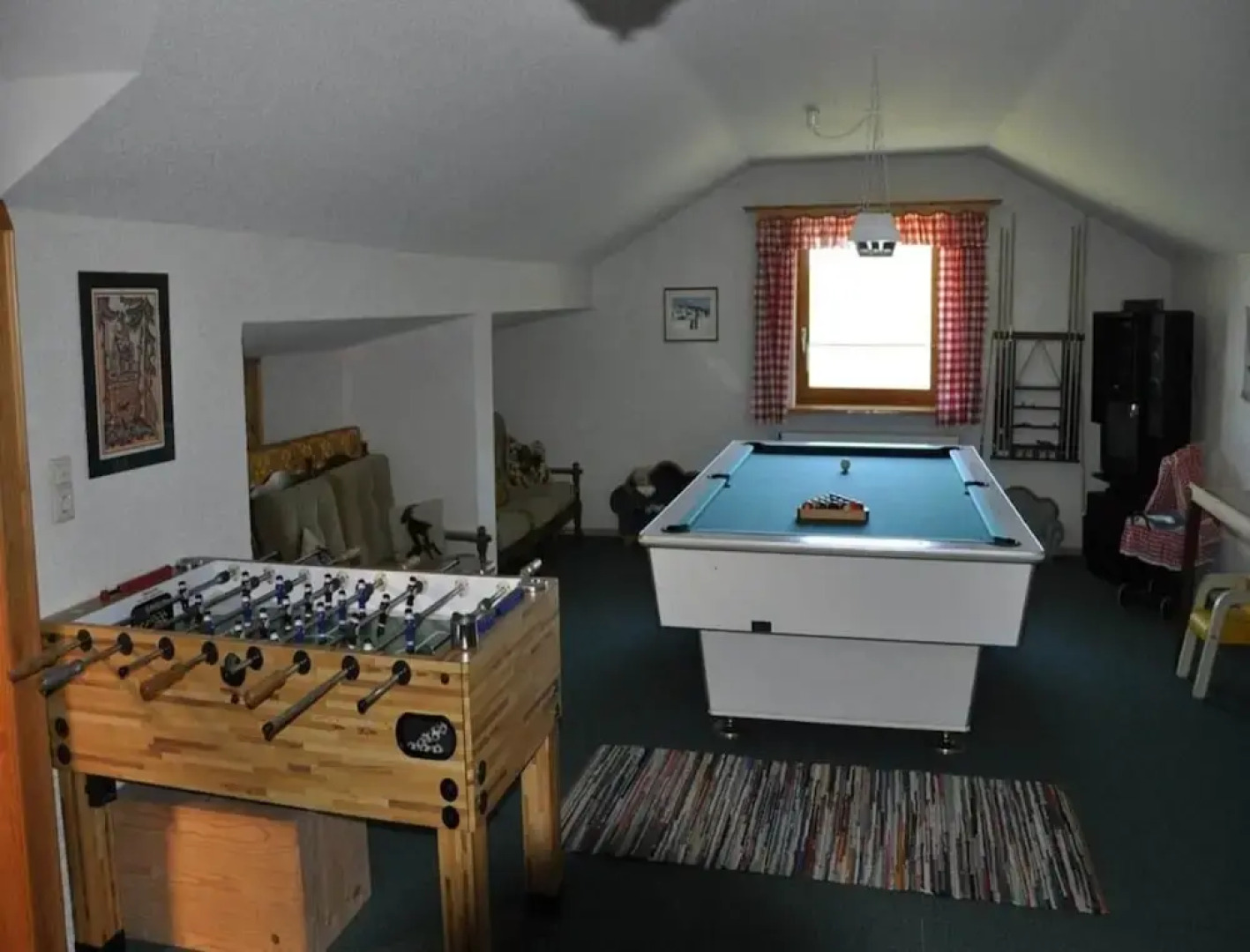 Apartment in Sonnen Near Ski Lifts