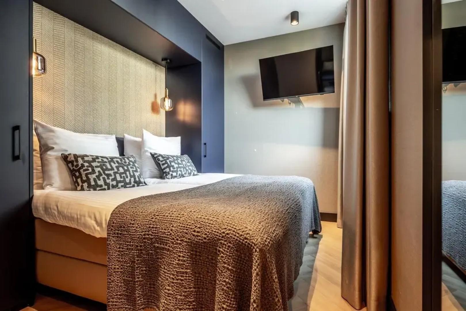 Stylish 2-bedroom Apartment in Delft