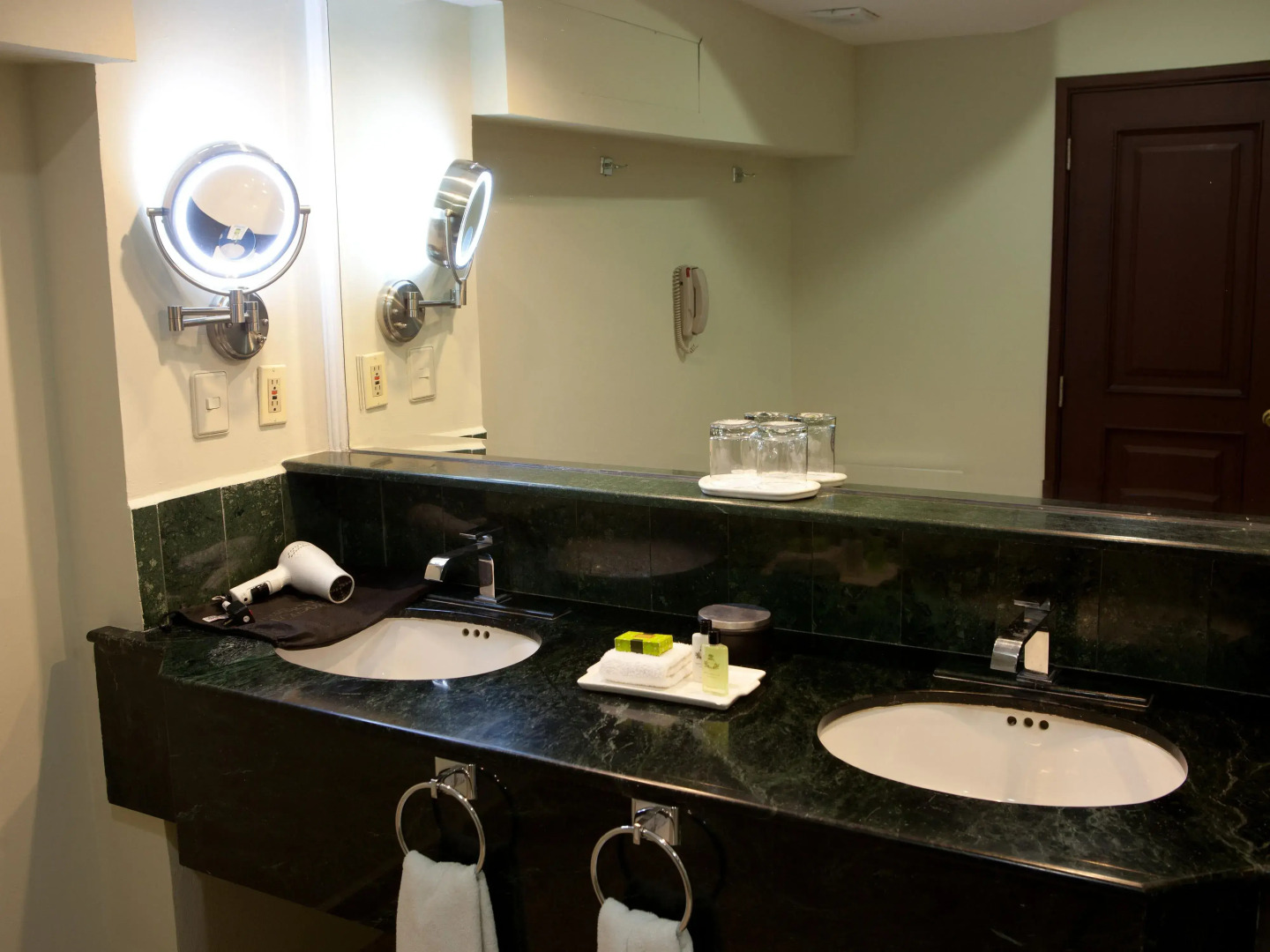 Villa Mercedes Merida, Curio Collection by Hilton