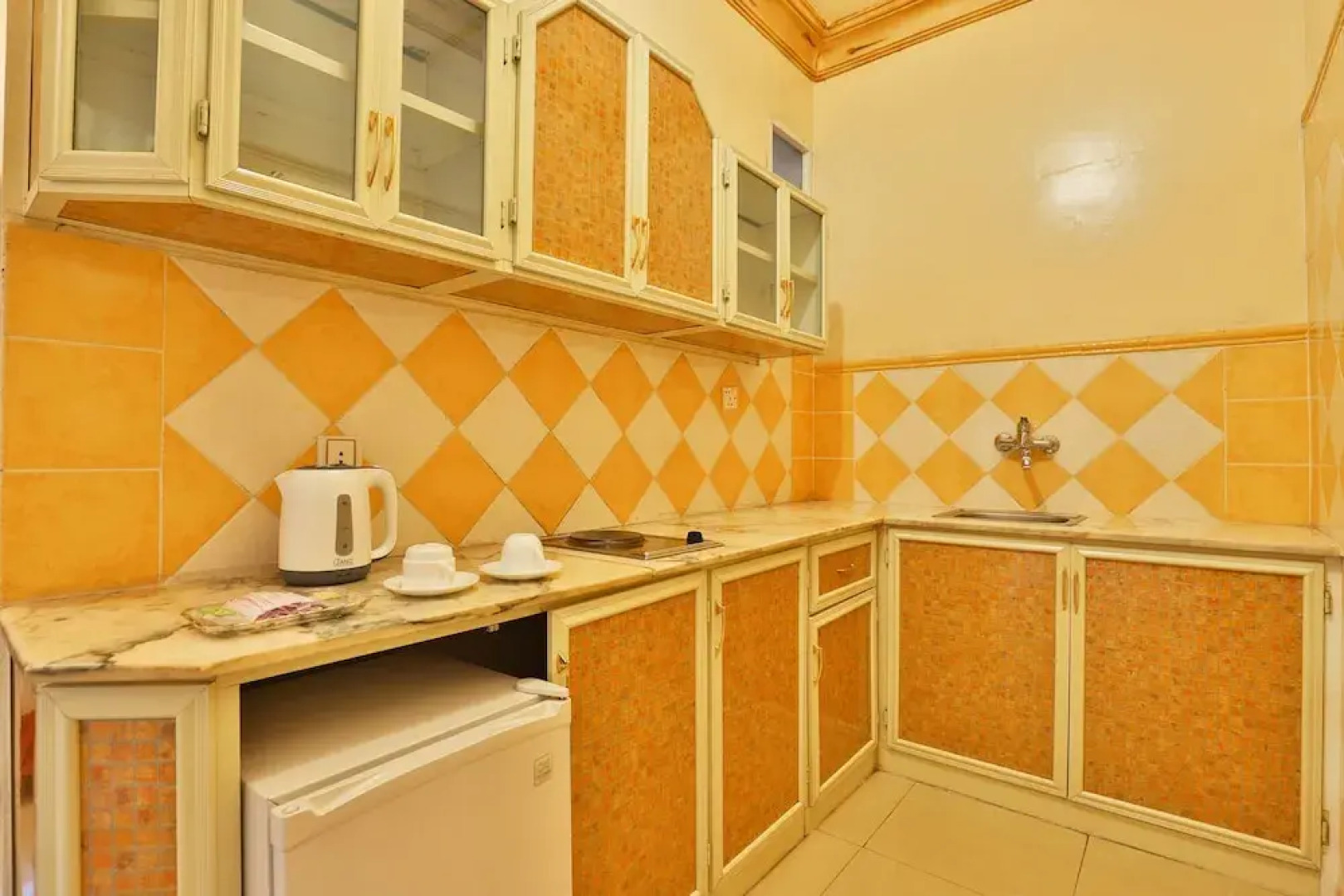 OYO 380 Crown Hotel Najran