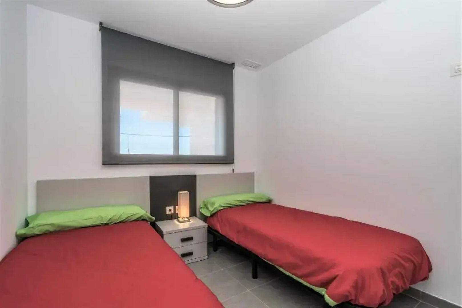 Girasol apartamento para 4 personas con piscina communitaria