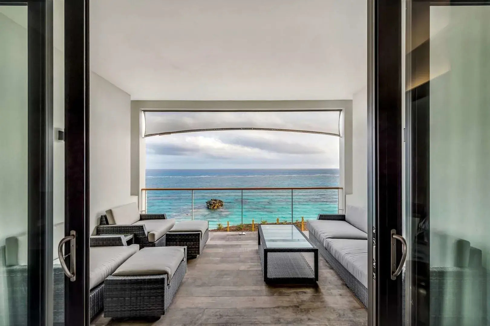 The Loren at Pink Beach