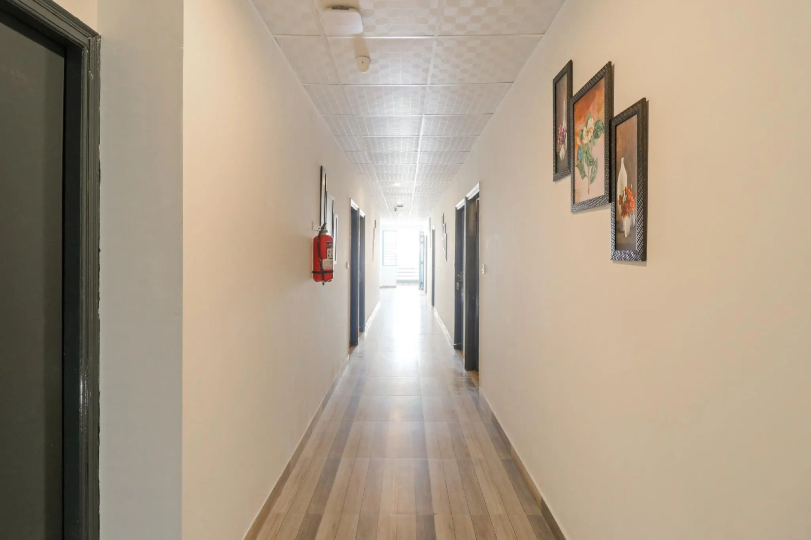 SPOT ON 72917 Hotel Simna Palace