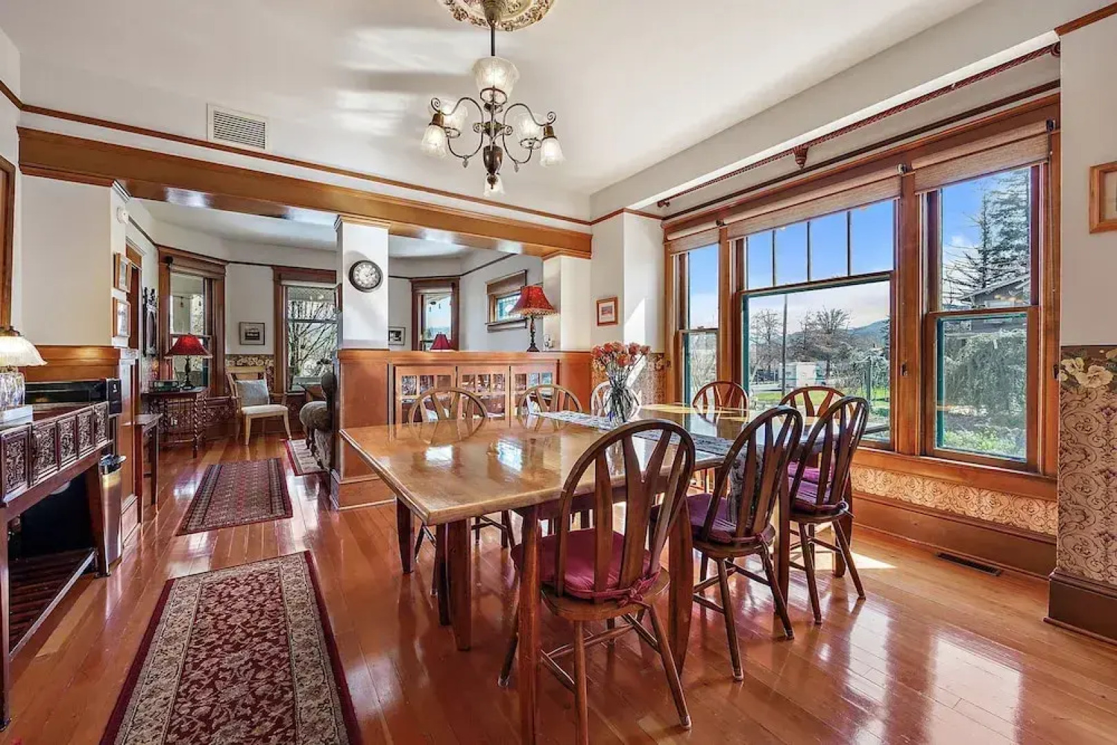 Abigail’s Bed & Breakfast Inn