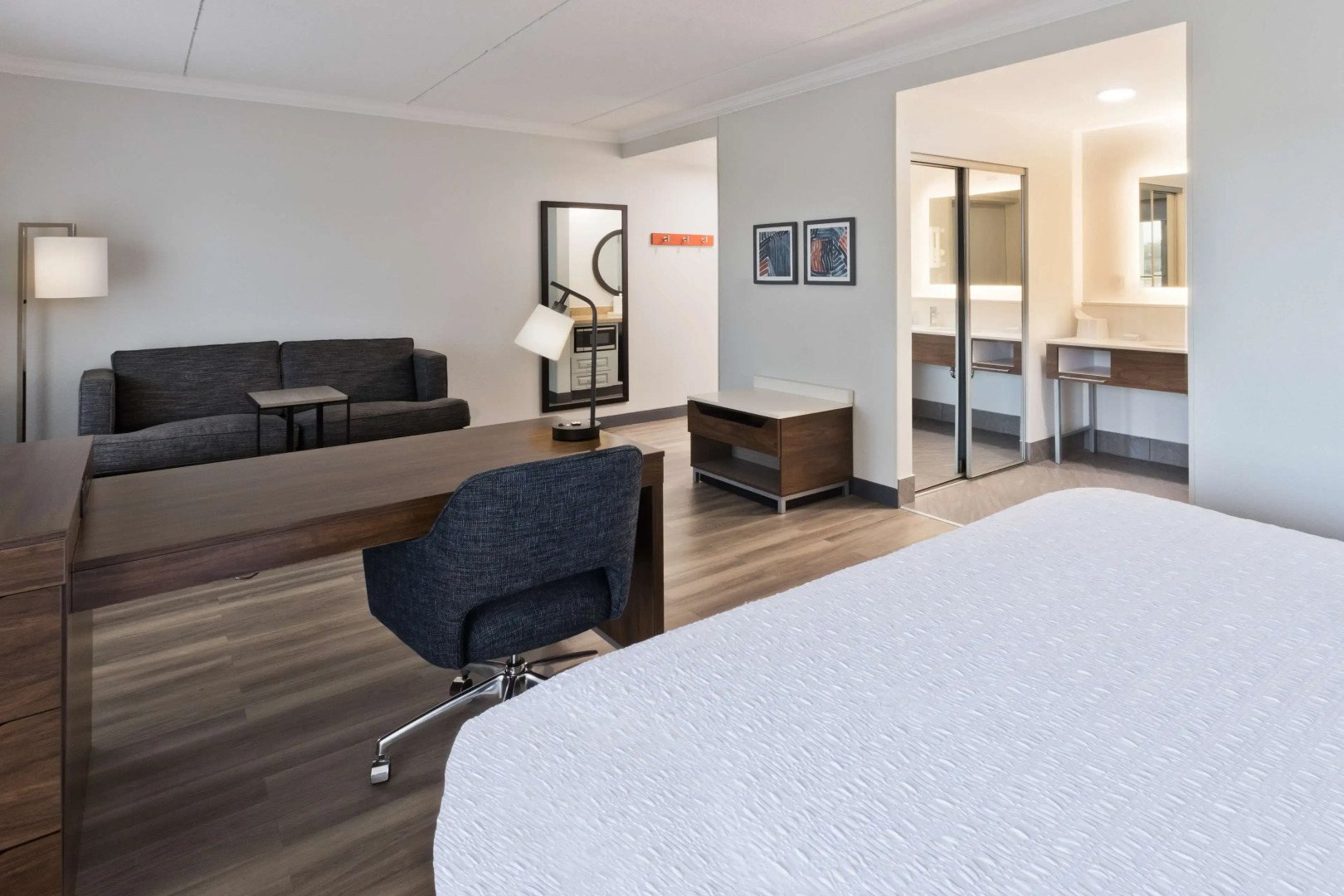 Hampton Inn & Suites Lanett-West Point