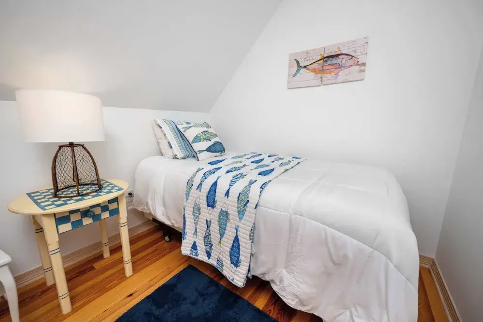 Secluded Waterfront Retreat for 23 Dock, Pets OK