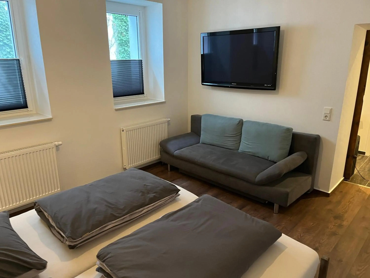 Der Sachsenhof - Zentral gelegene Ferienwohnung direkt am Markt und Kirche