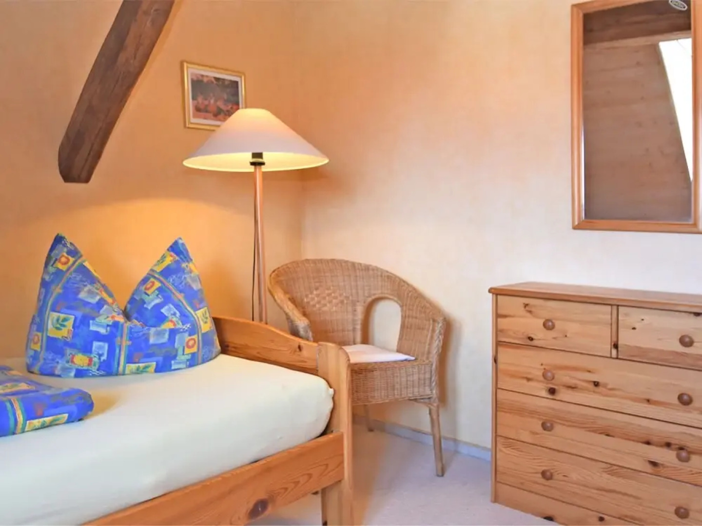 Small Apartment in Bad Tabarz in Thuringia With use of Garden and Pool