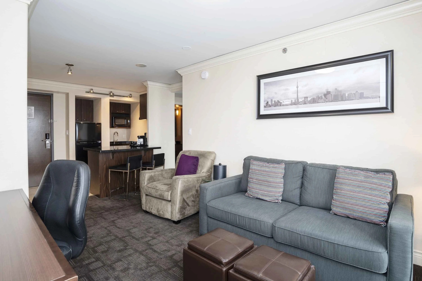 Sandman Signature Toronto Airport Hotel