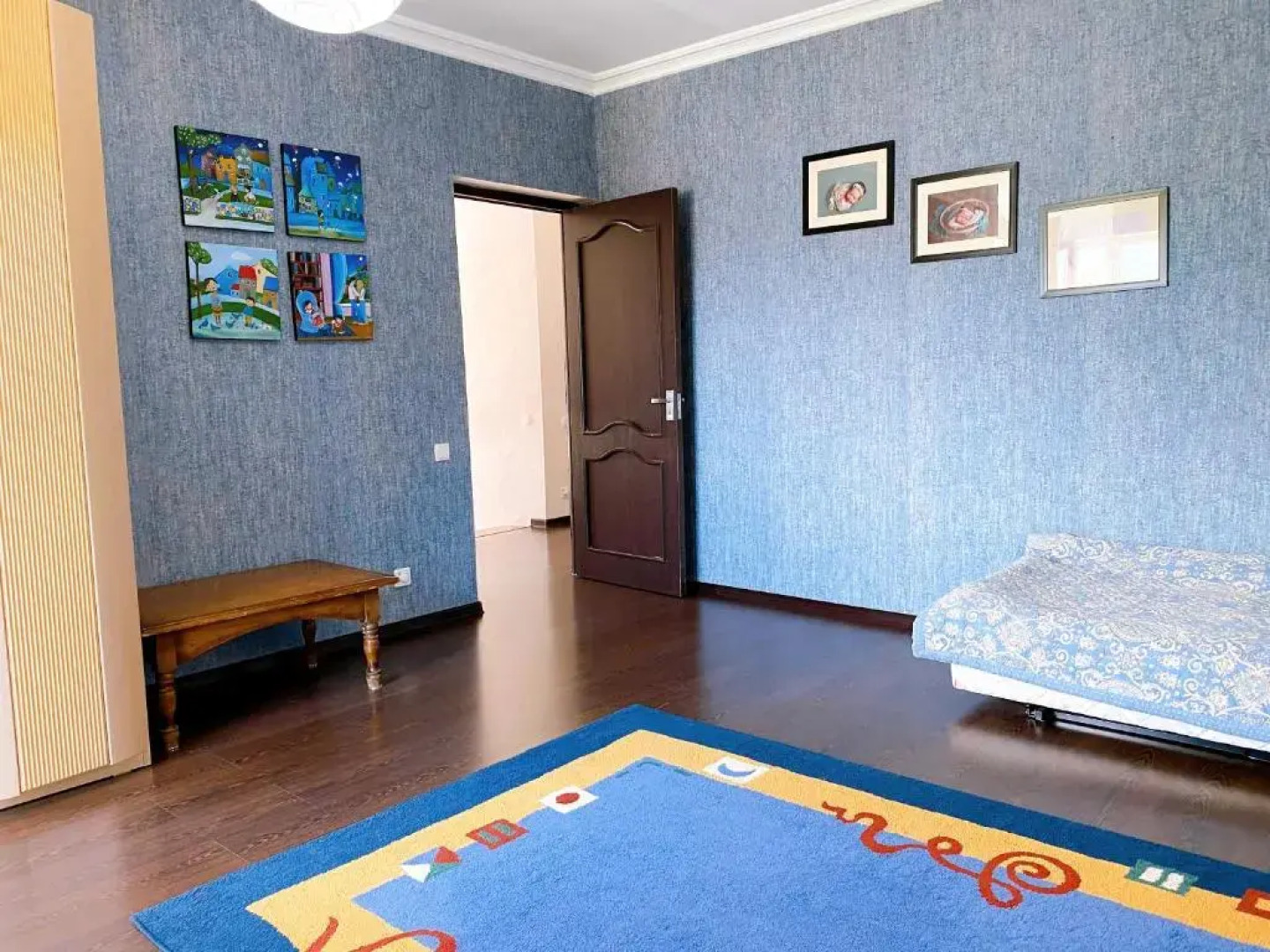 Adorable 3 bedroom home next to the beach