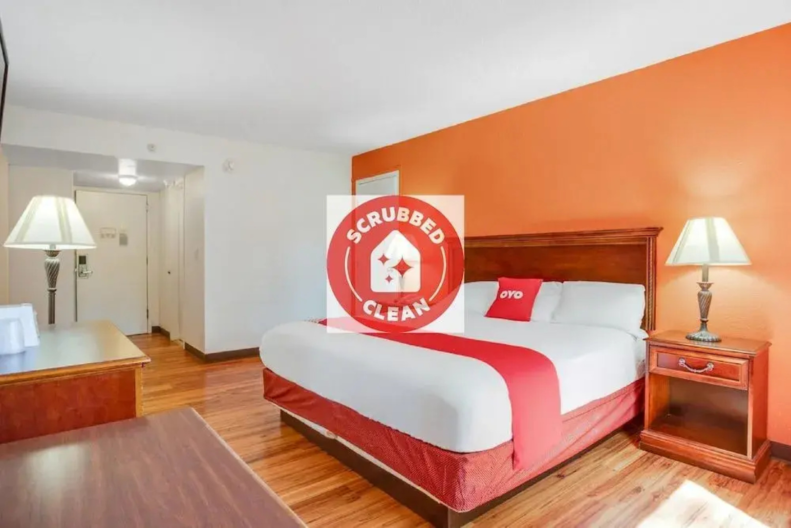 Oyo Hotel Mona Lake Muskegon