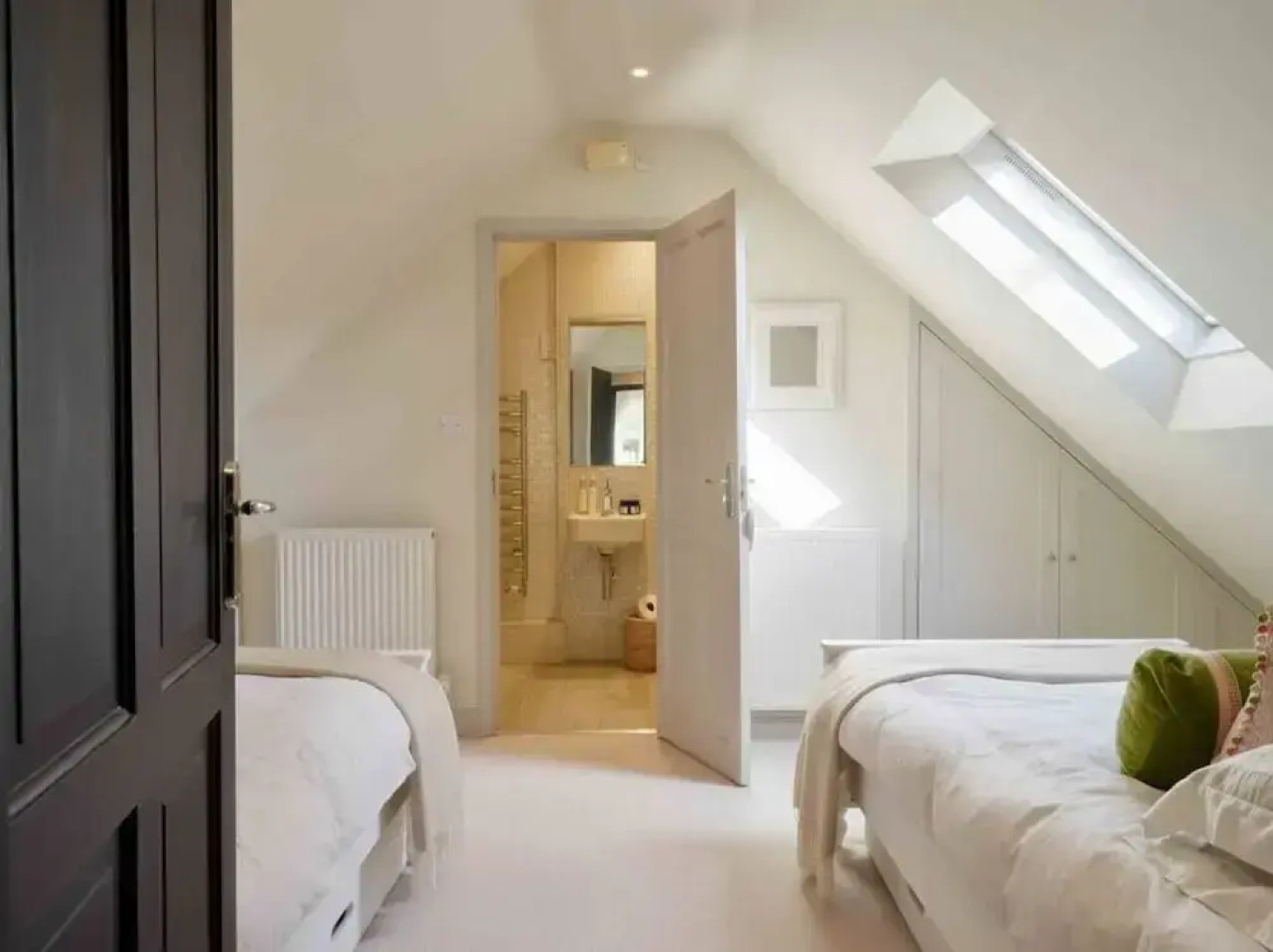 The Whistler s Perch - From 1100 Per Night