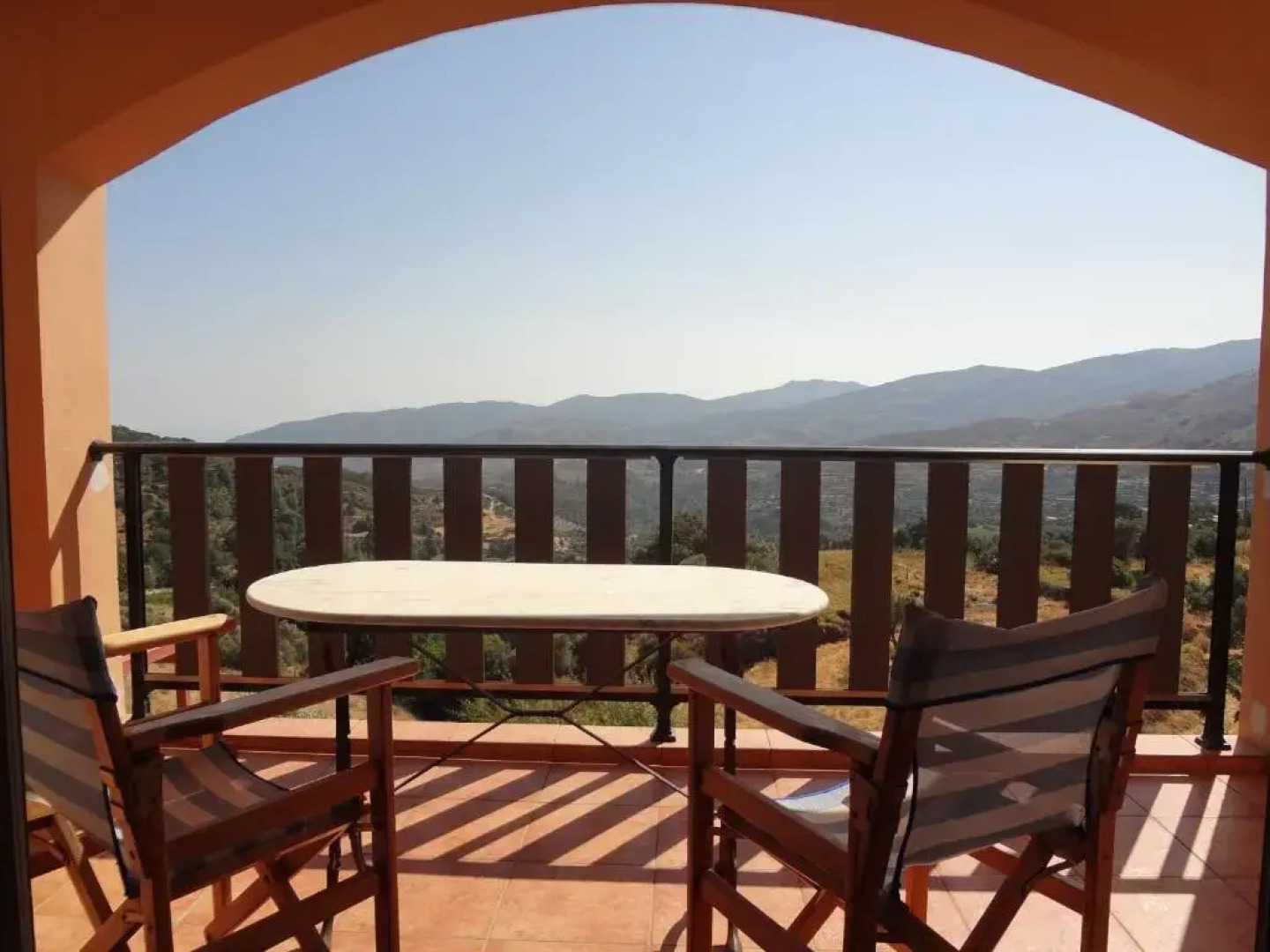 Eriki Studios & Apartments