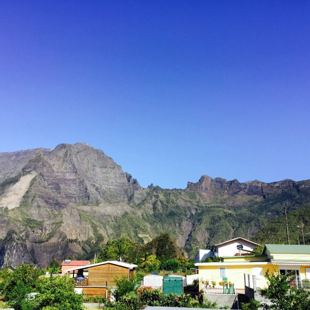 Résidence Hôtelière Otroiza