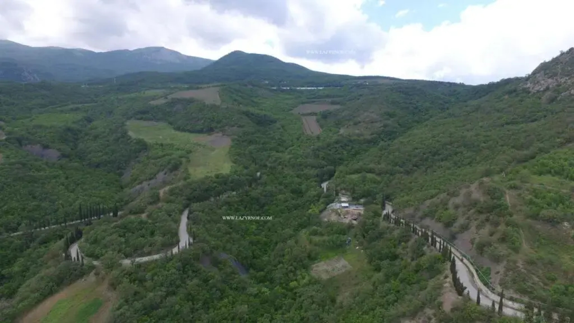 Two Floor Cottages in Lazurnoe
