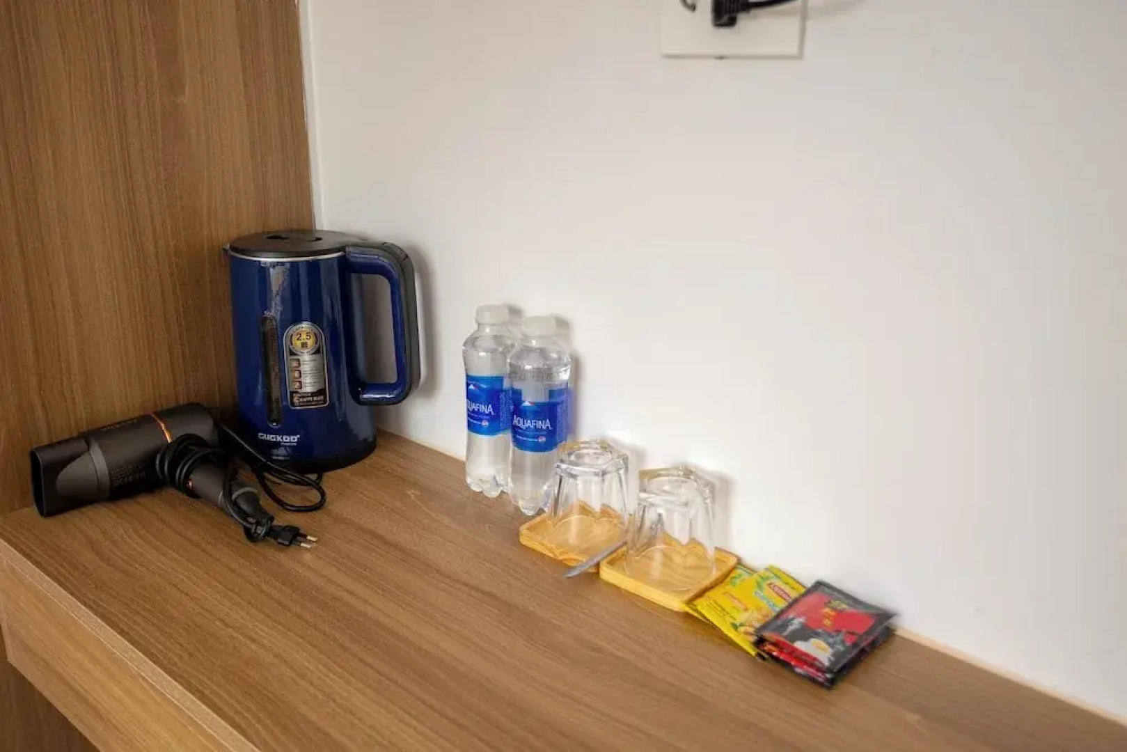 Victoria Hotel MC - by BAY LUXURY