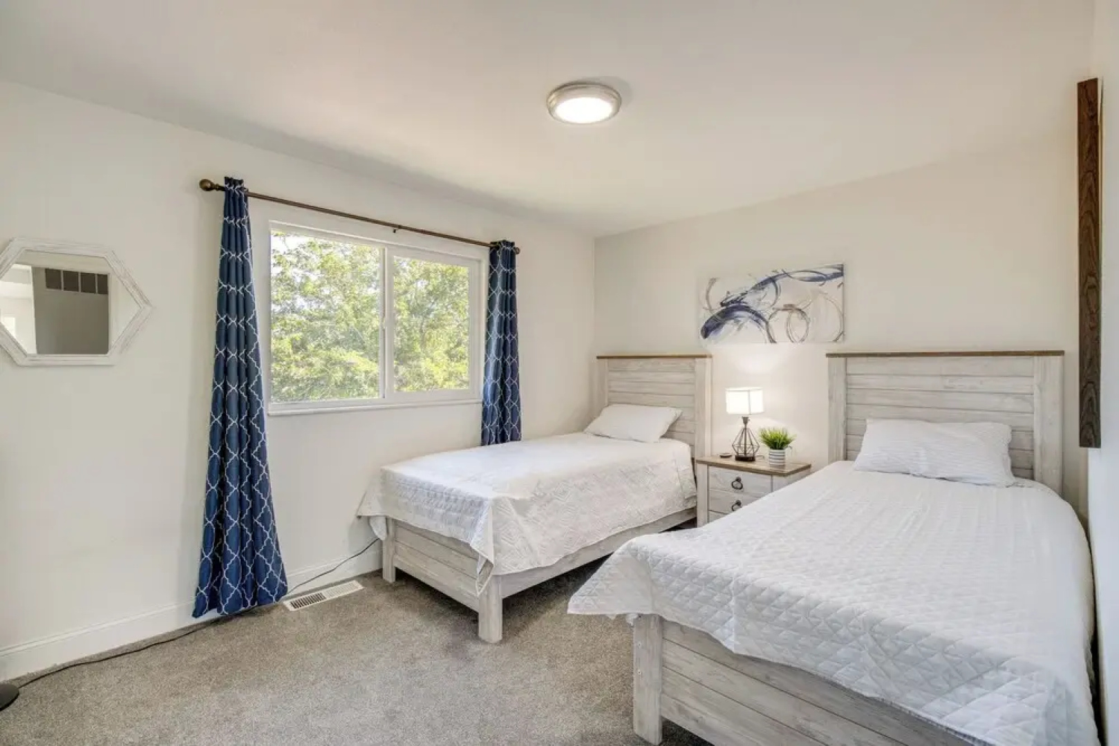 4 Mi to Dtwn Reno: Sleek Family Retreat!