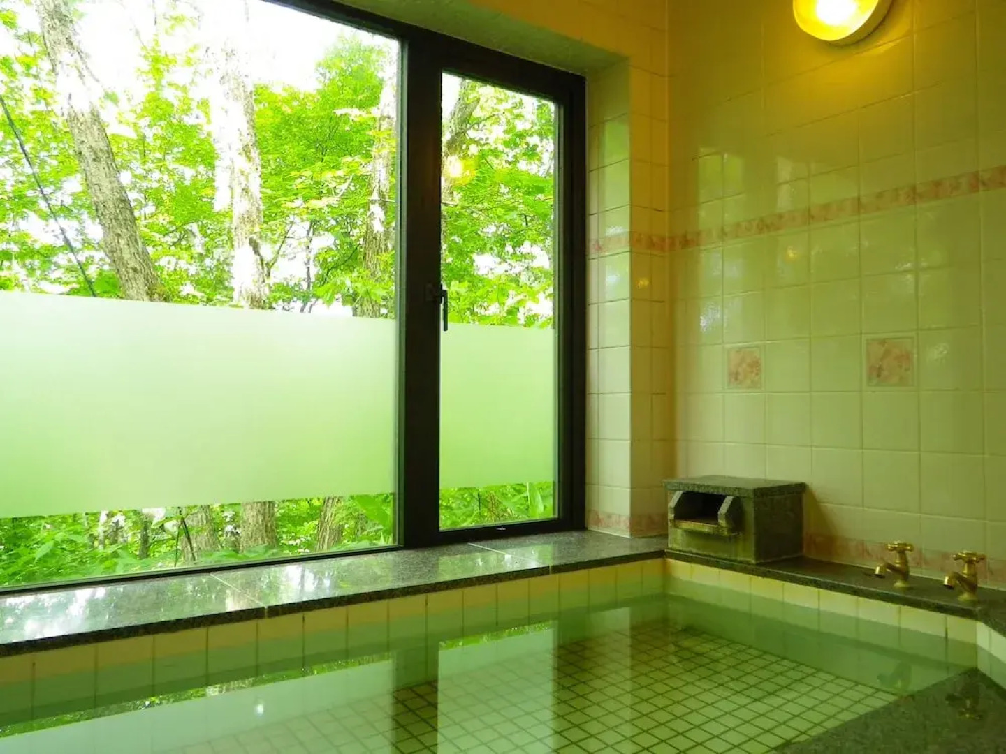 Hotel Astoria (Nagano)