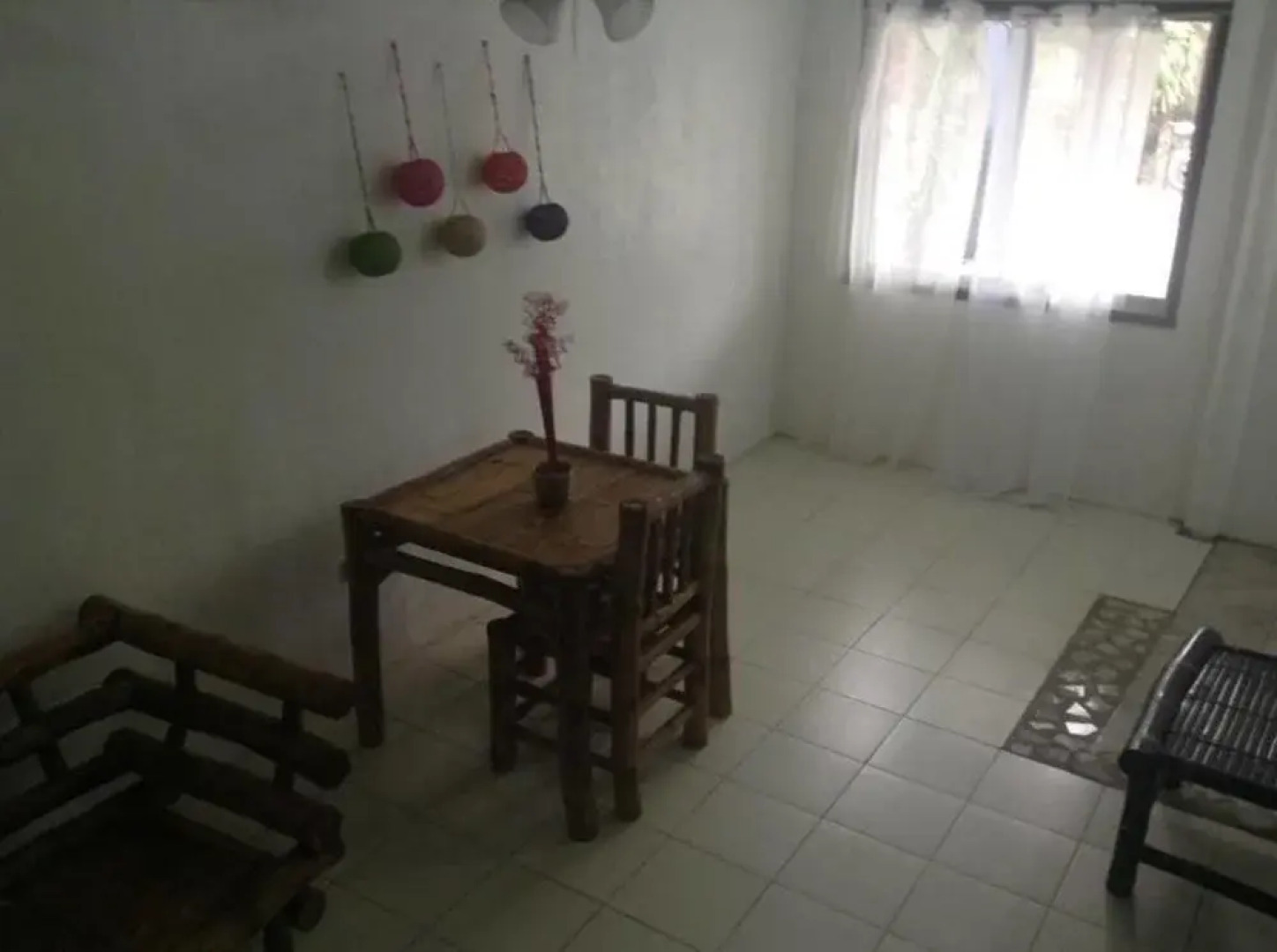 Johnnil's Tourist Inn