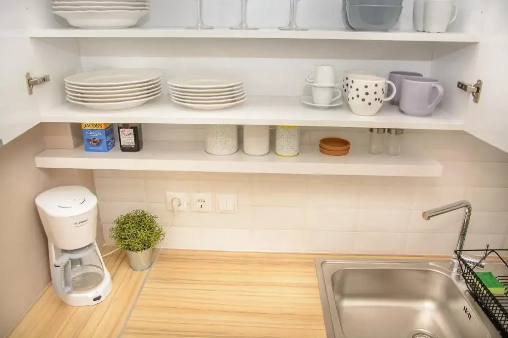 Fully renovated and relaxing apartment