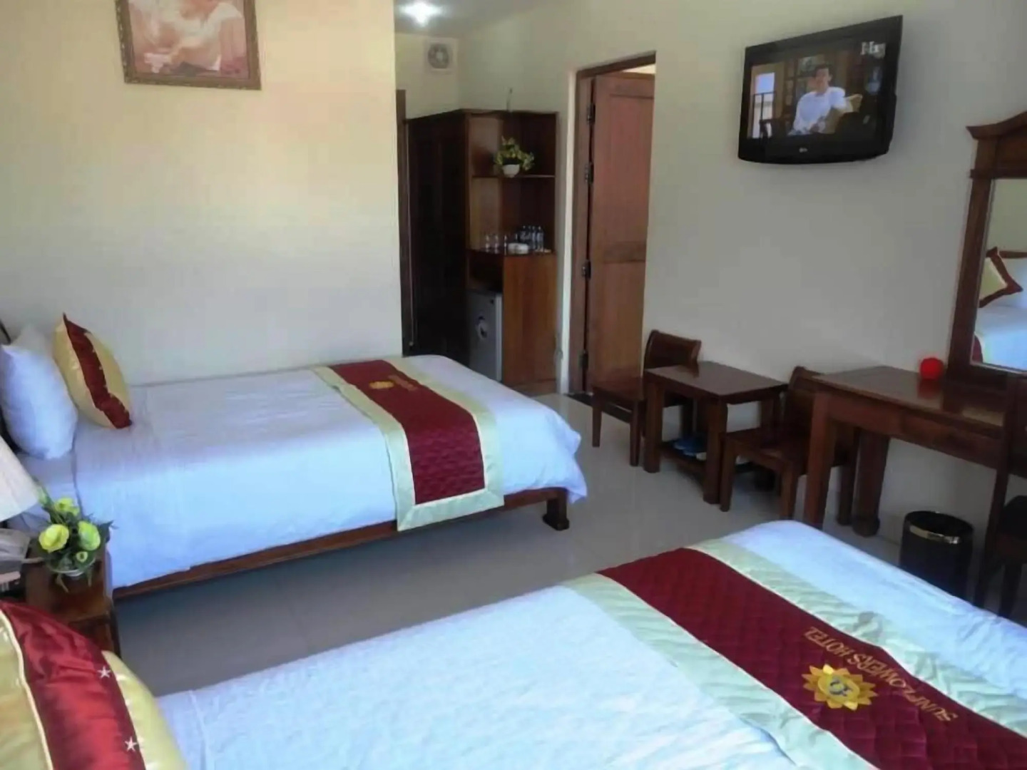 Hoang Yen Canary Hotel