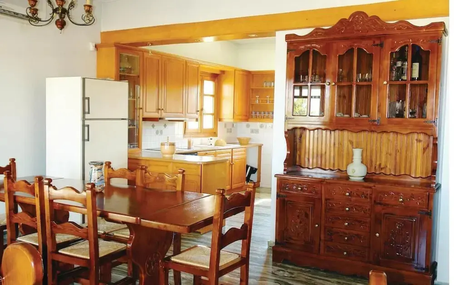 Awesome Home in Kato Assos Peloponne With Wifi and 5 Bedrooms