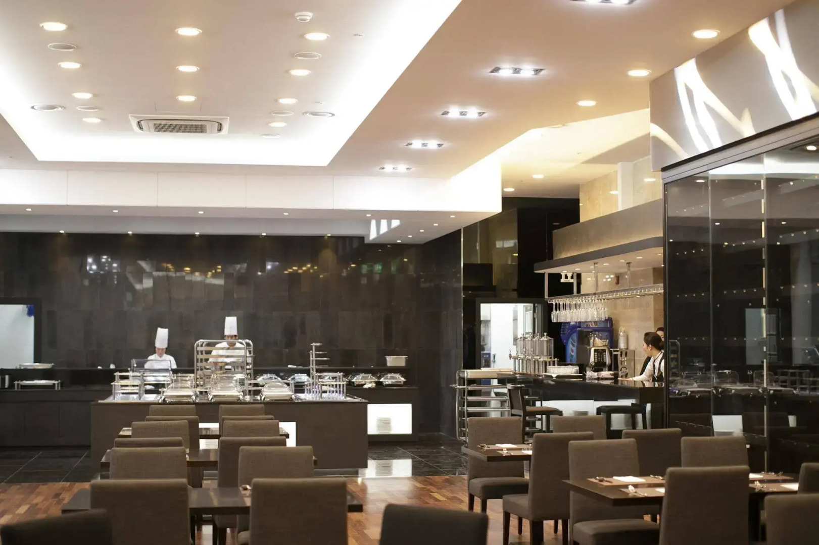 The Central Plaza Hotel