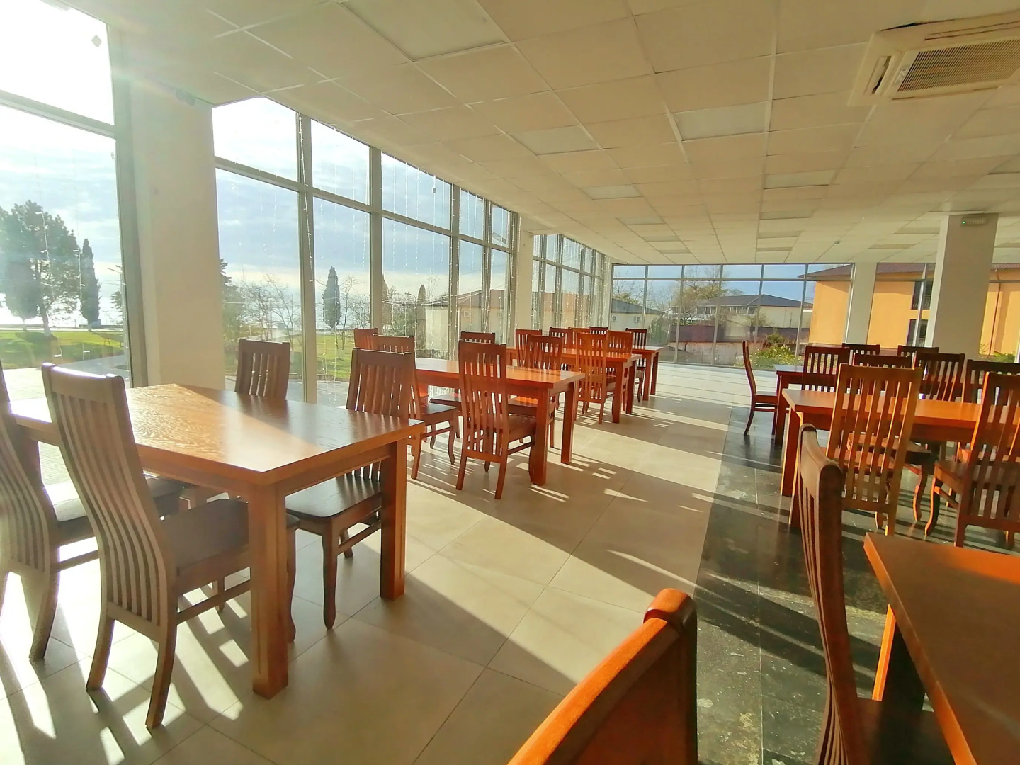 Апсны (Гудаута), отель (Абазинская, 2а)