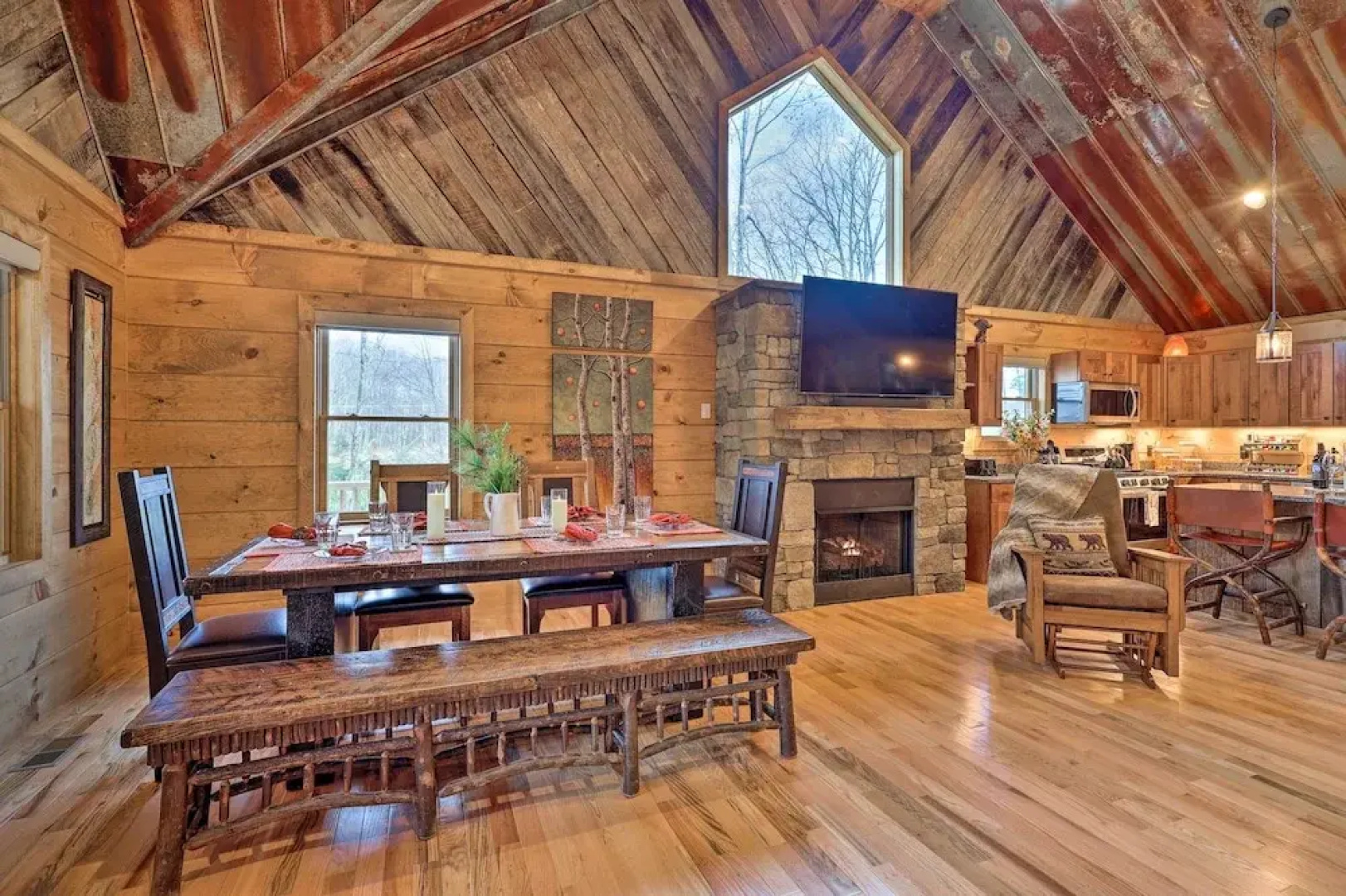 Family Cabin w/ Hot Tub: 12 Mi to Beech Mountain!