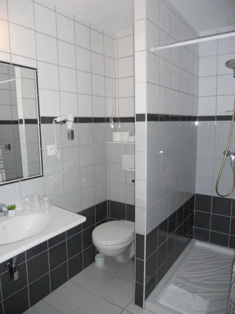 Logis Hôtel Le Richelieu - Royan Atlantique