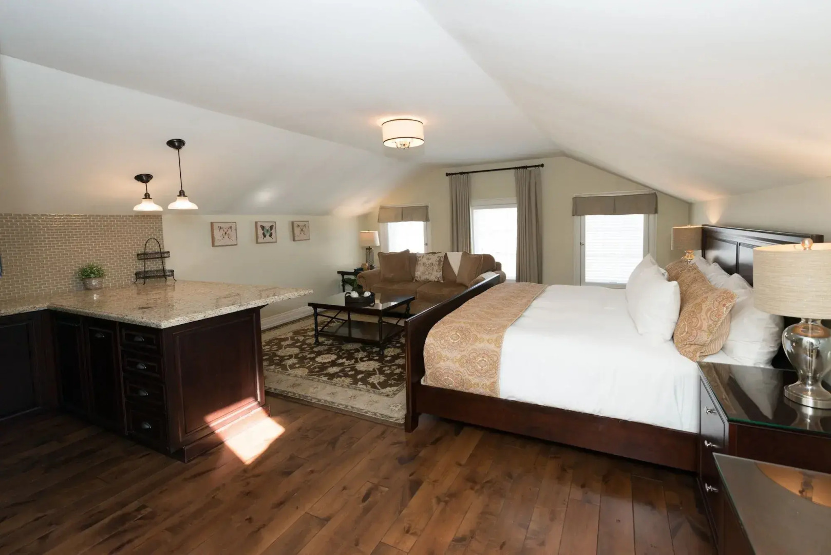 124 on Queen Hotel & Spa