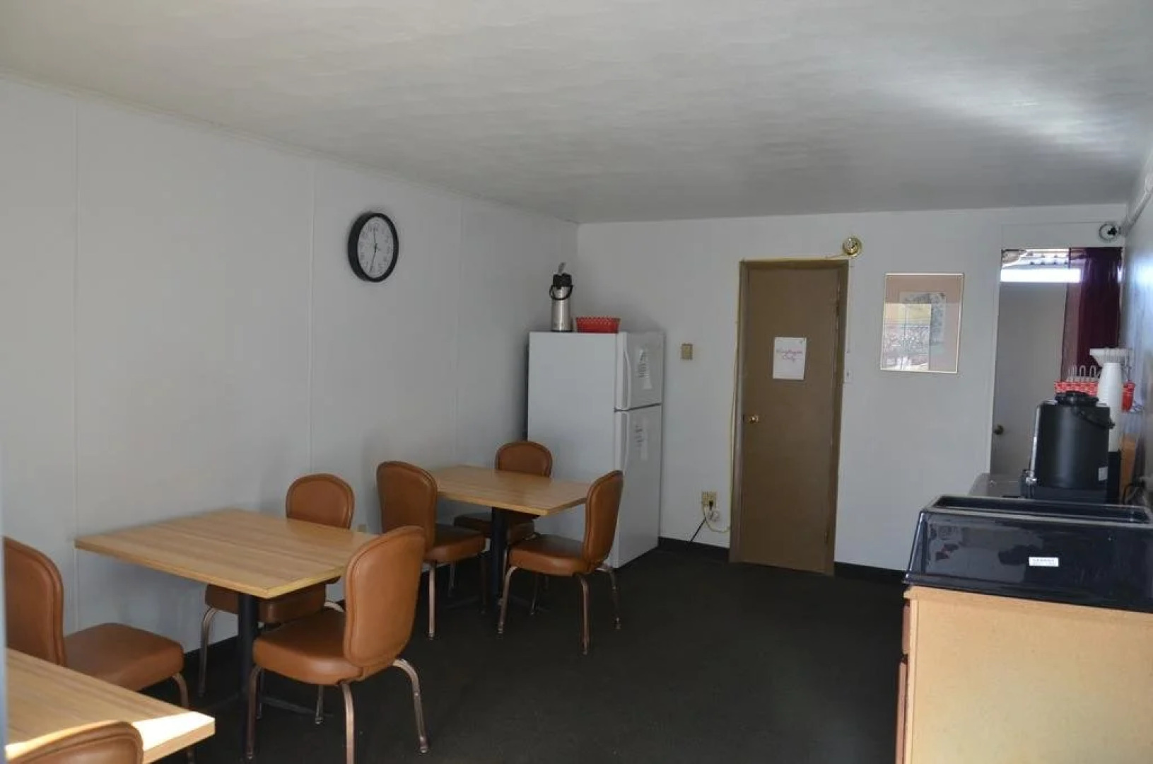 Red Carpet Inn & Suites Ebensburg