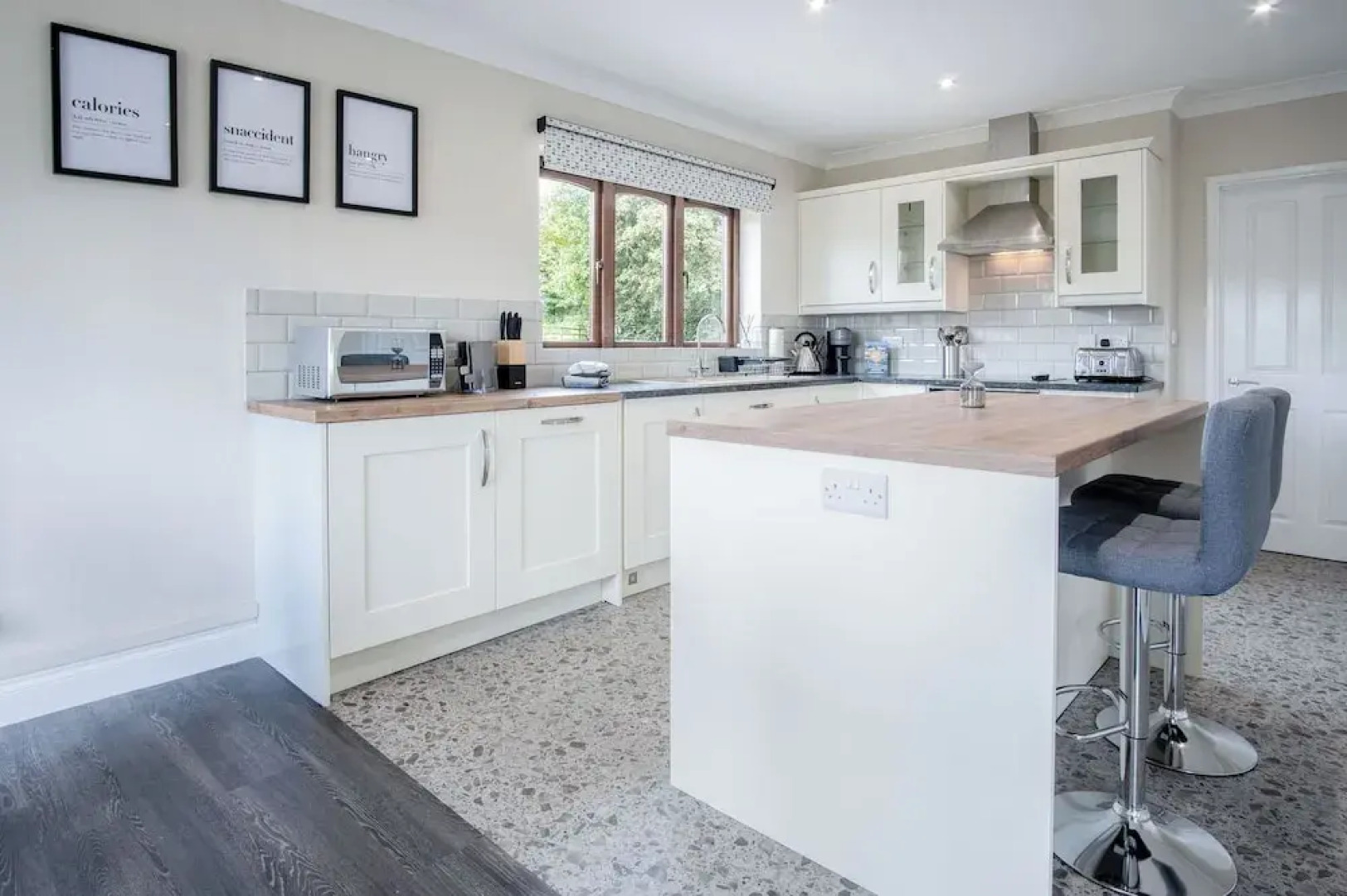 Springfield Lodge - 3 Bedroom Home - Princes Gate