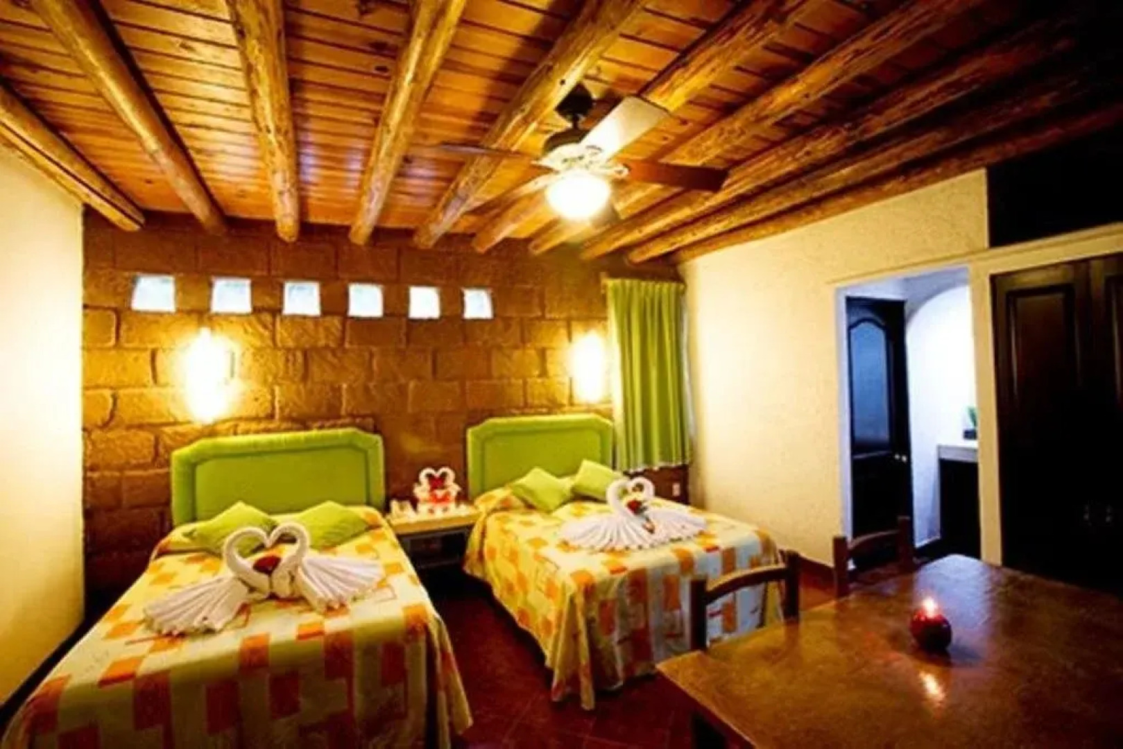 Los Laureles Hotel & Centro de Convenciones