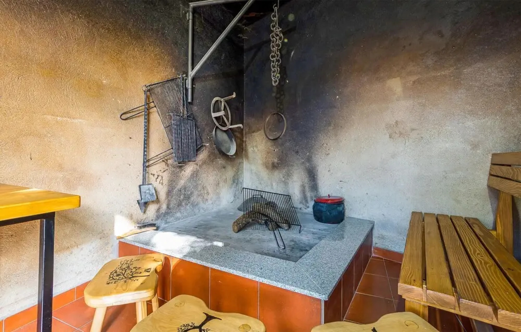 Stunning Home in Srinjine With 3 Bedrooms, Wifi and Outdoor Swimming Pool