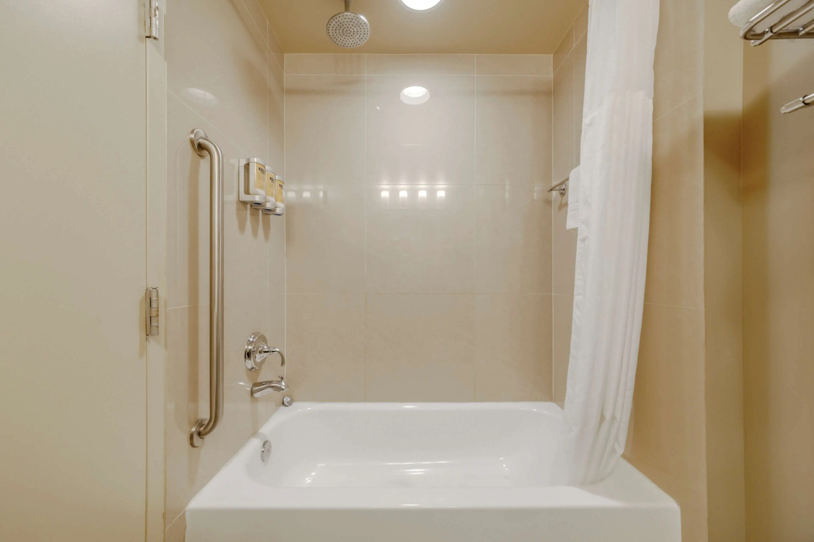 Best Western Plus Miami Airport North Hotel & Suites