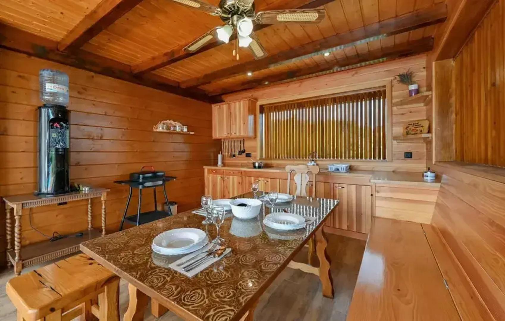 Dream Villa Sleeps 8 With Sauna