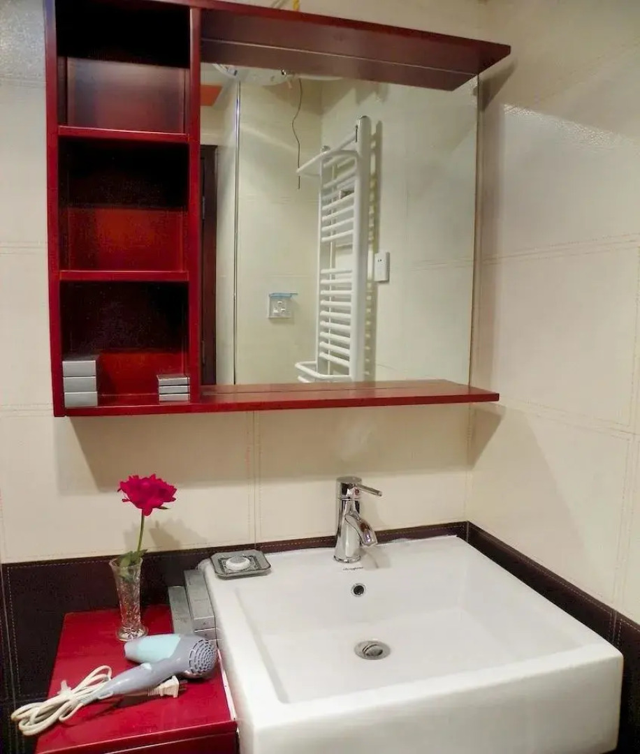 Petroleum Apartment Hotel Xining