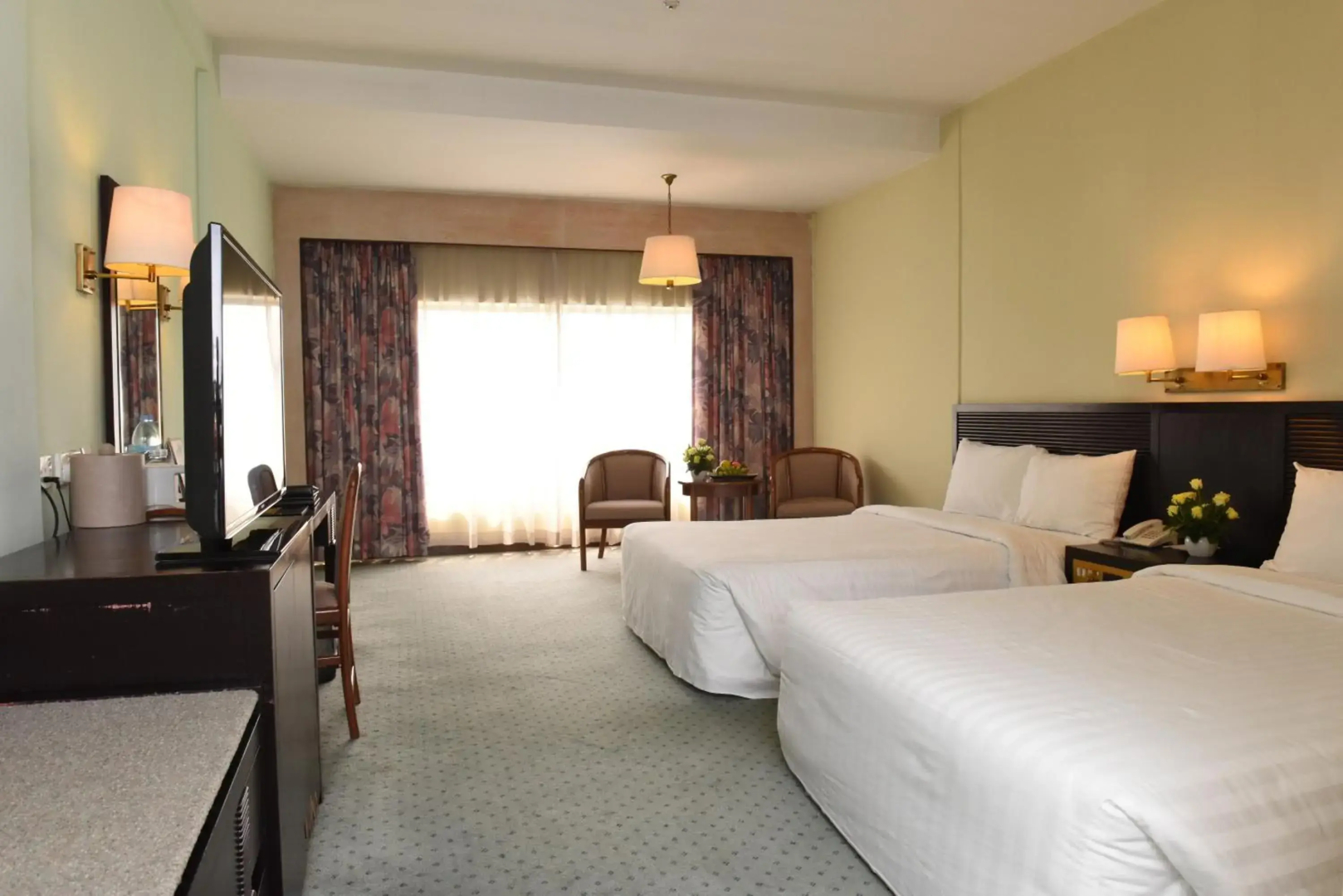 Hotel Cambodiana