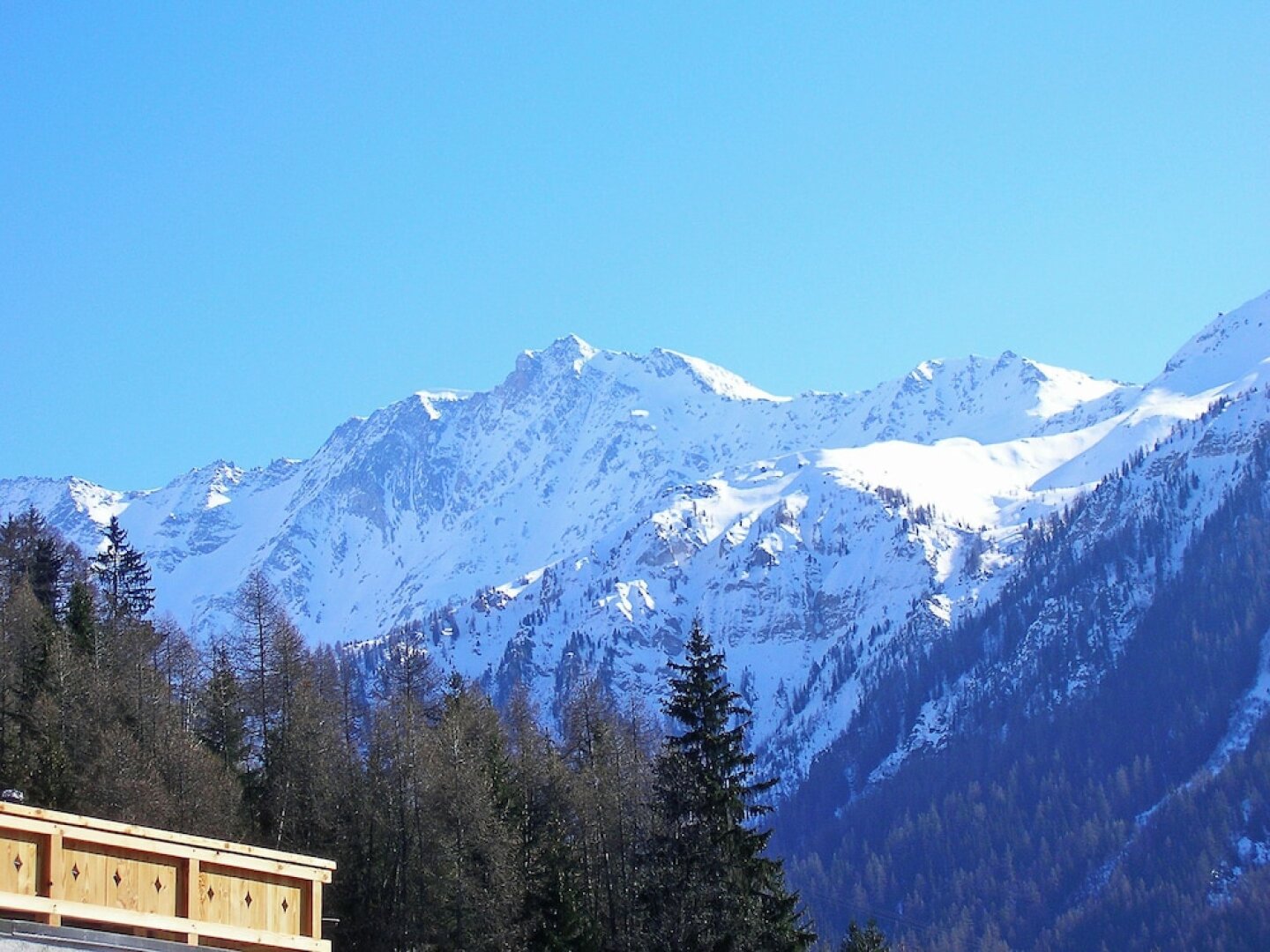 New and Modern Chalet Just 350 m From the ski Lifts