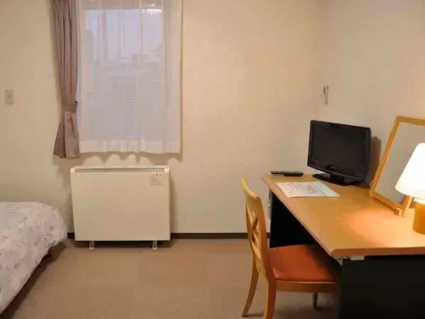 Business Hotel Plum Field