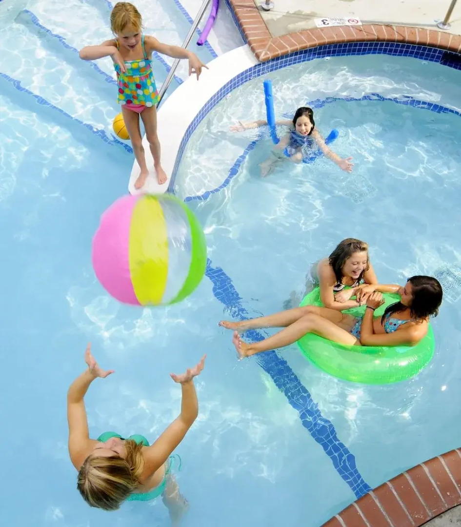 Trappers Landing Lodge