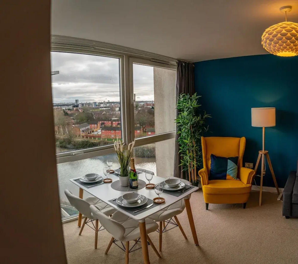 Rueben Suite By EAA Homes