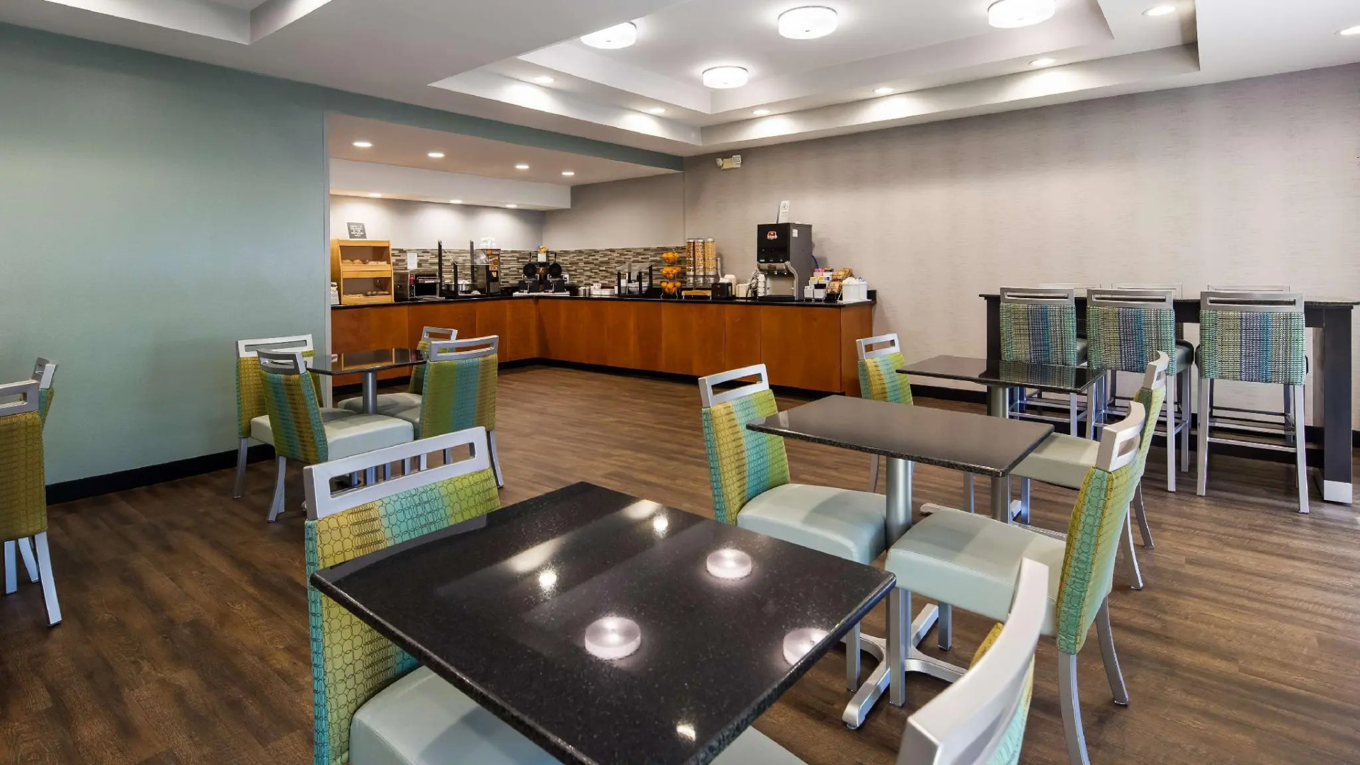 Spark by Hilton Smithfield I-95