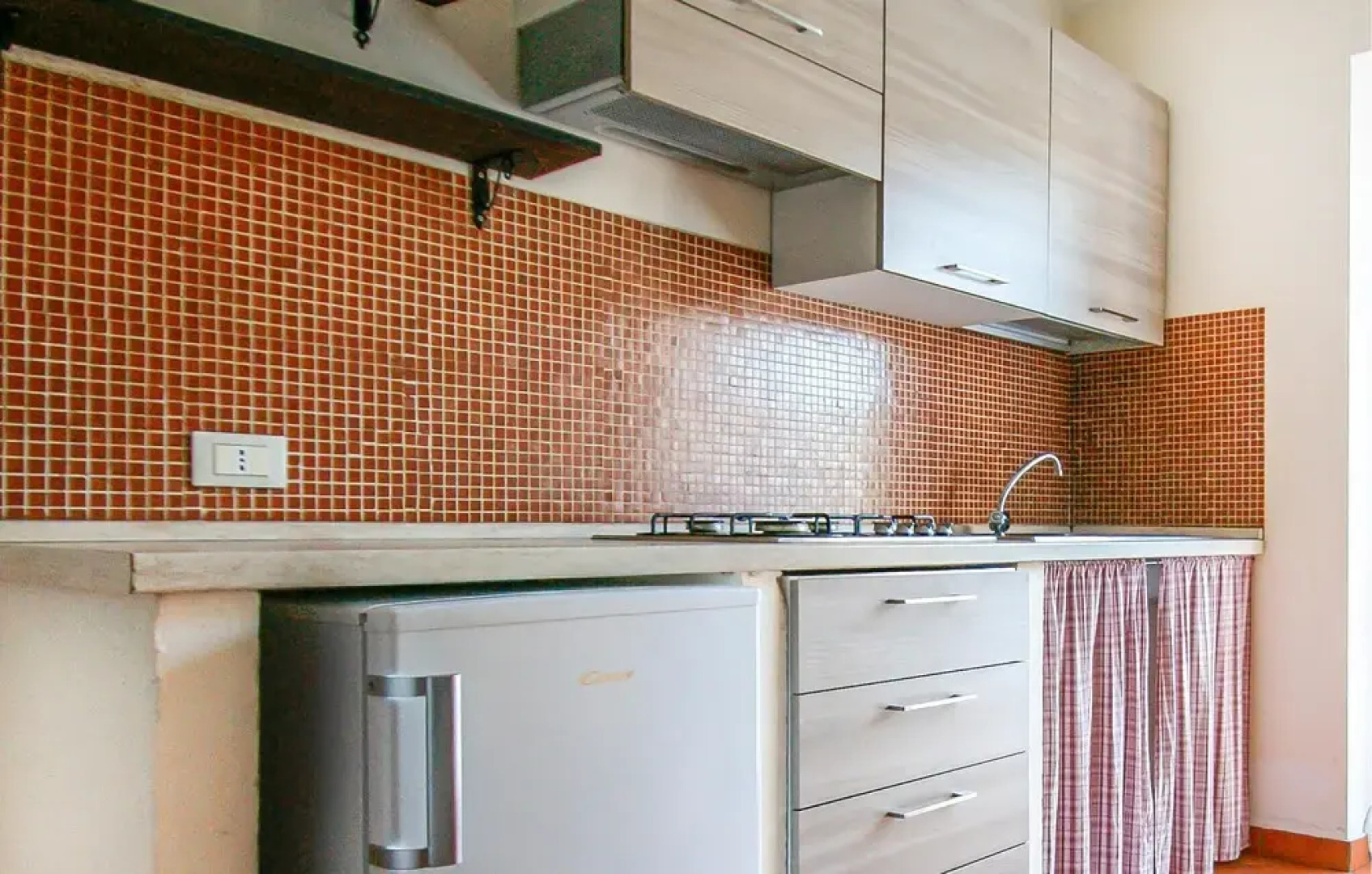 Valguerriera 6- Rosa Cremisi